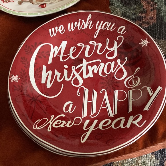 Assorted Christmas Plates - Pier 1 - Picture 2 of 6